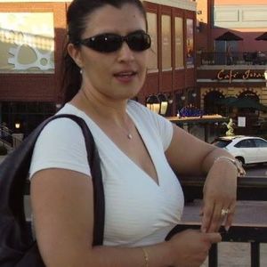 Meet your Posher, Adrilu